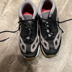 Air Jordan 11 Retro Low IE Bred sneakers 