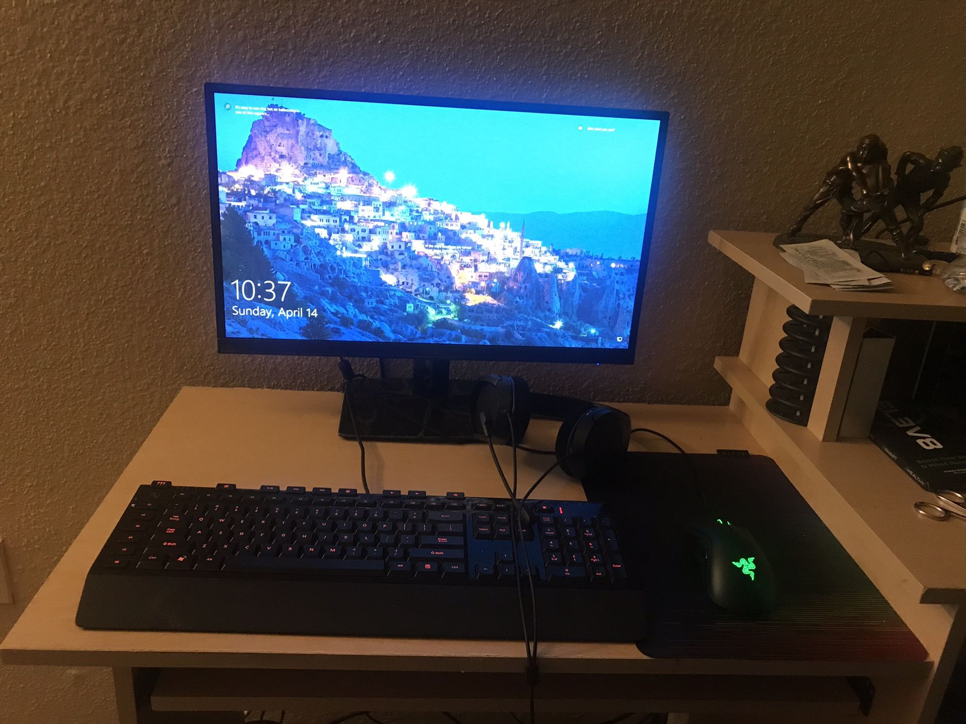Gaming PC brand new with 1070ti GPU! I just recently has built it a new Gamin PC! Forntine fps 200, csgo fps 100, pubg fps 130-200