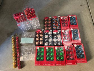 Christmas Ornaments Glasses and Plastics 8-25pc (New)