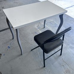 Desk N Chair 