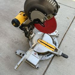 DEWALT 15 Amp Corded 12 in. Compound Double Bevel Miter Saw Blade Diamet... 12 in