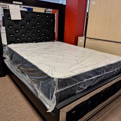 Catania.... Queen Bed Only 