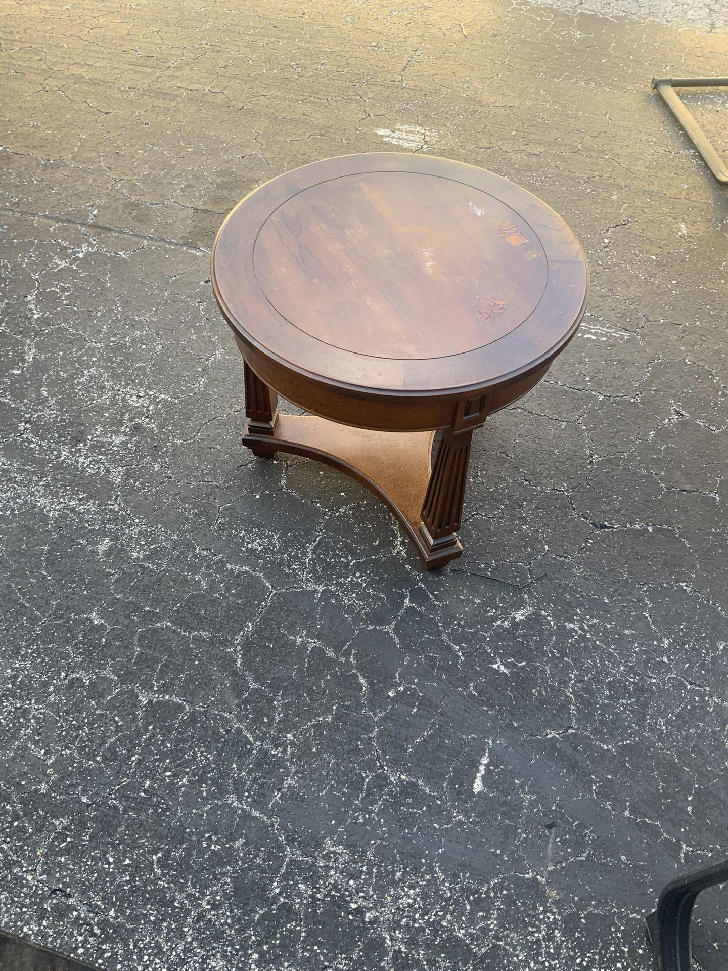 Round End Table