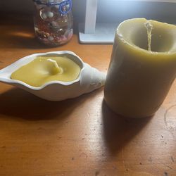 Handcrafted Pure Beeswax Pillar & Seashell Candle Set