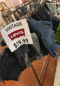 Vintage Levi’s shorts high wasted $5-$19.99