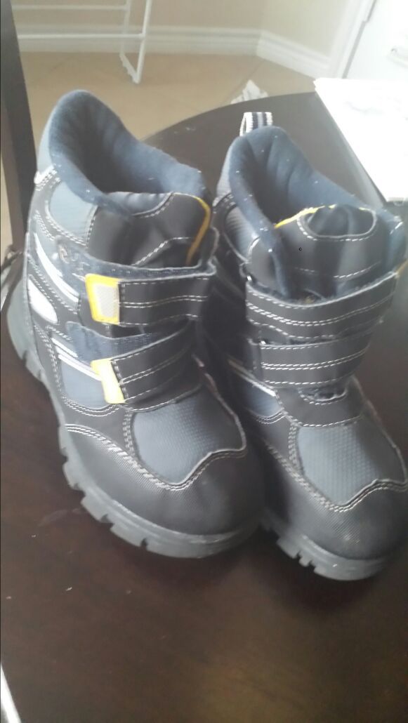 Boys winter snow shoe boots