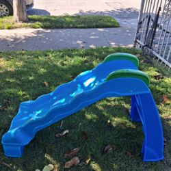 Little Tykes Slide $20 Clean Asking $20 South La 90043 