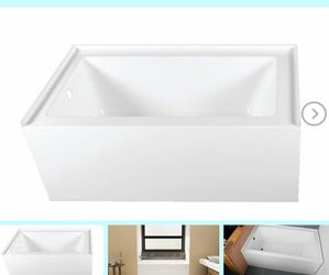 Bathtub with Apron Front