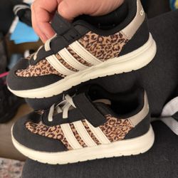 Kids Size 10 Adidas 