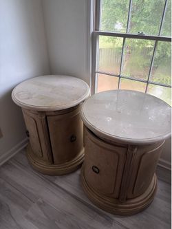 ROUND DRUM NIGHTSTAND SET
