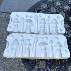 Ceramic Molds 4 Water Pipe Molds, 2 Mushroom Molds $40.
