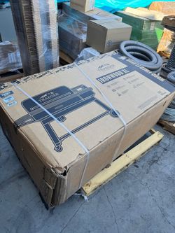 Traeger Ironwood XL Wi-Fi Pellet Grill and Smoker - Brand New SEALED IN BOX