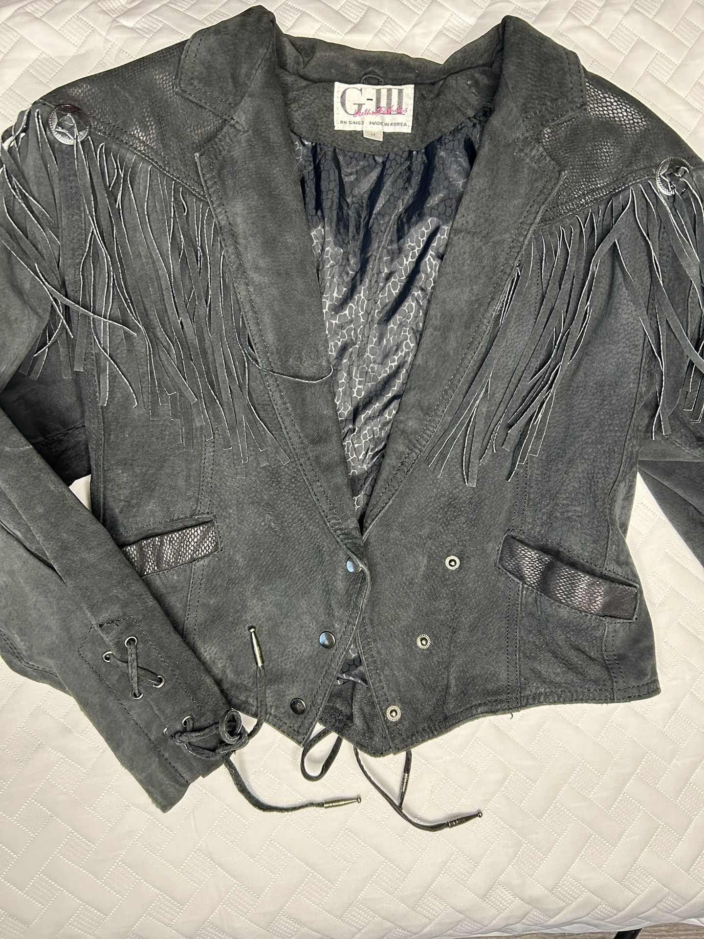G-III Leather Fashions Black Fringe Leather Vintage Jacket size M