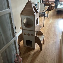 Cat Rocket House 