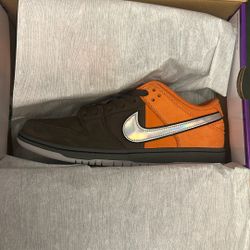 Nike SB Dunk Low Pro Muni “fast pass” 