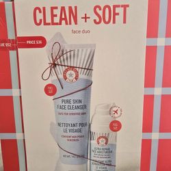 First Aid Beauty Set