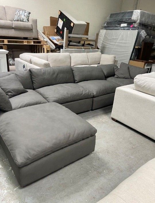 Sectional ottoman couch