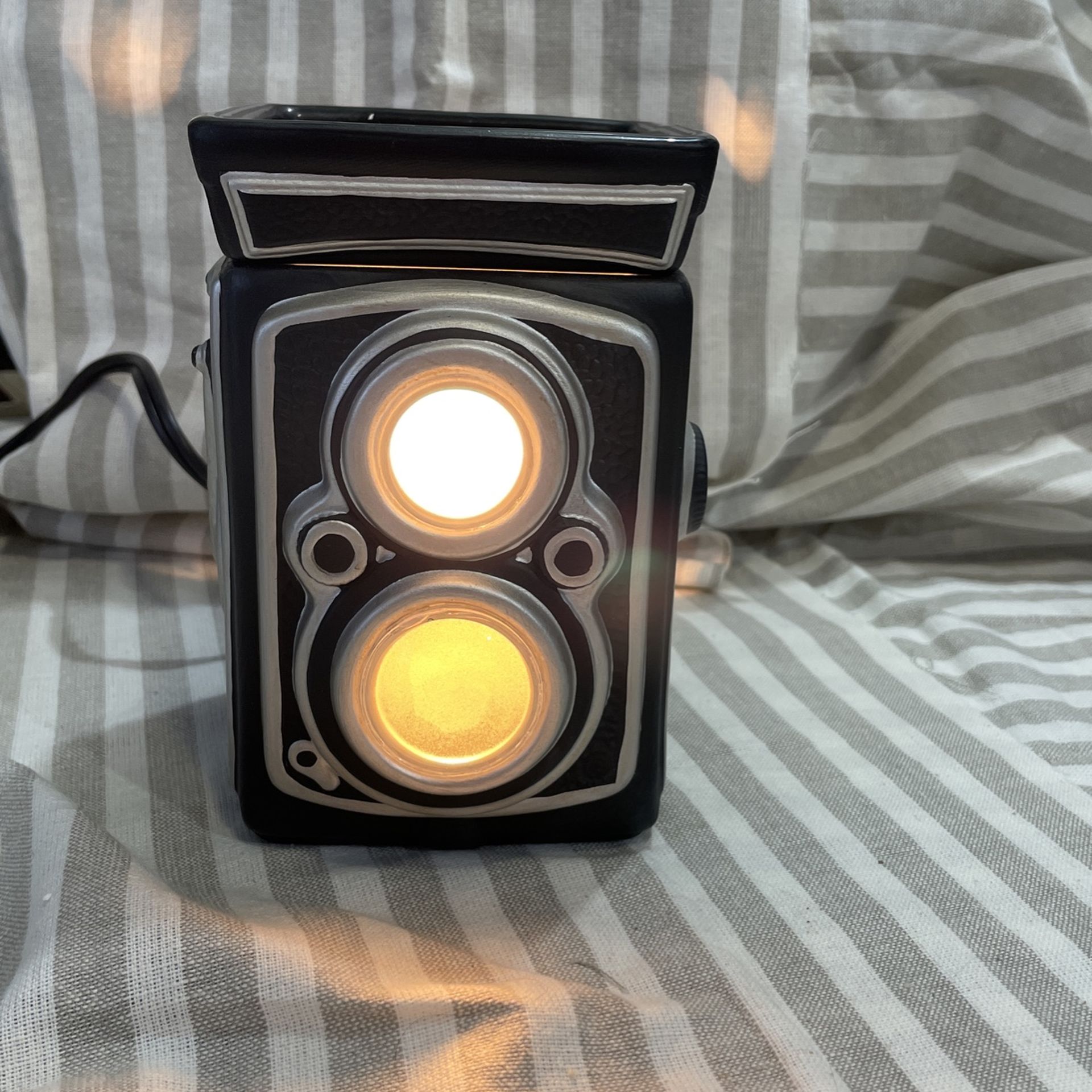Old Camera Scentsy Warmer