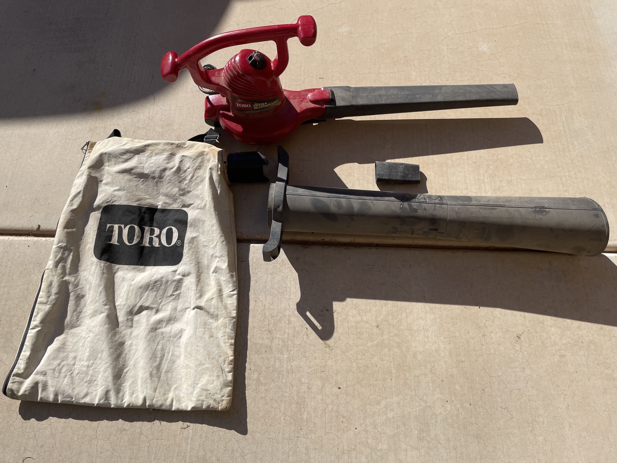 Toro Ultra Blower/Vacuum Corded Electric Handheld Leaf Blower