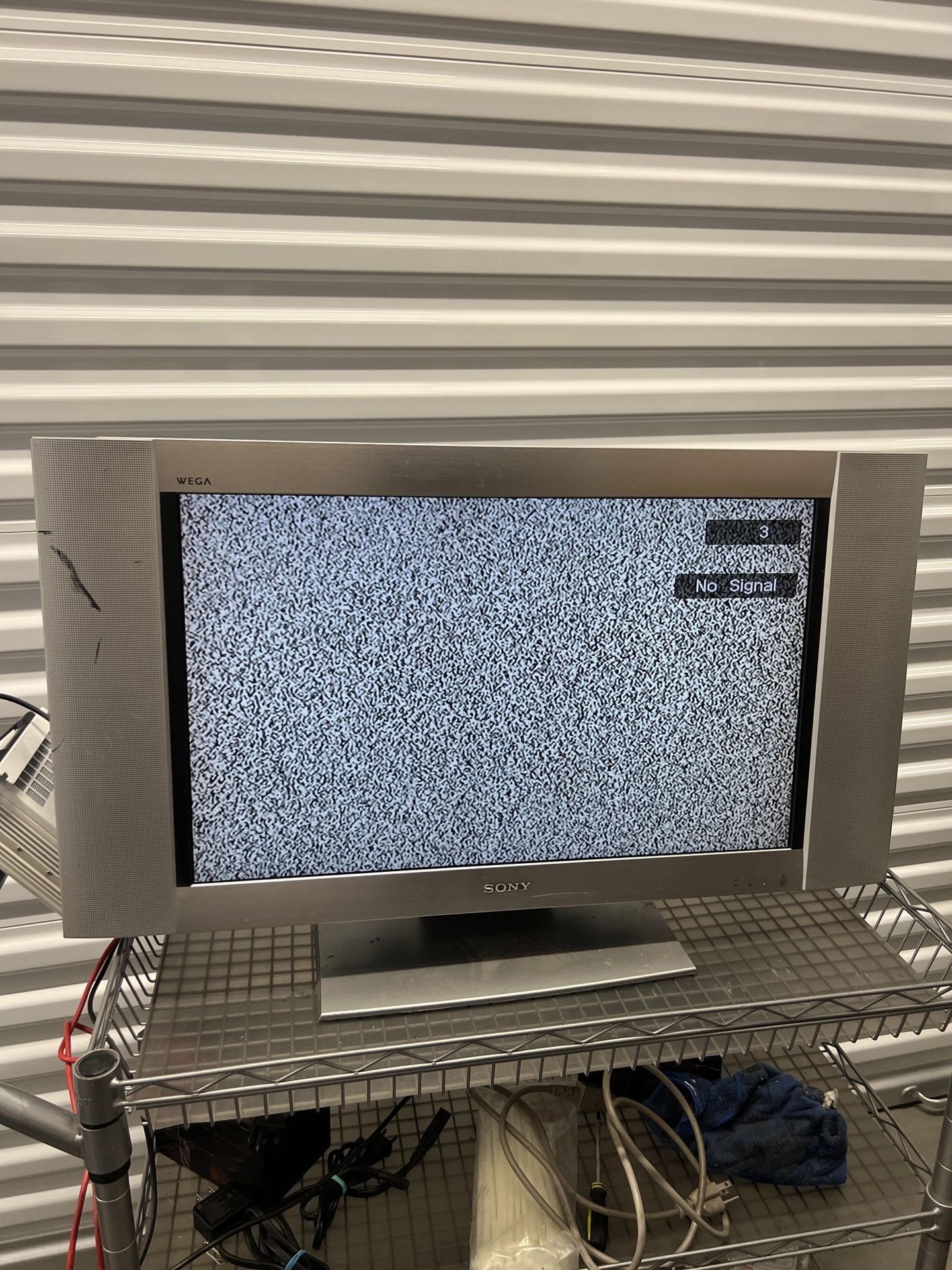 26” Sony Wega LCD TV 