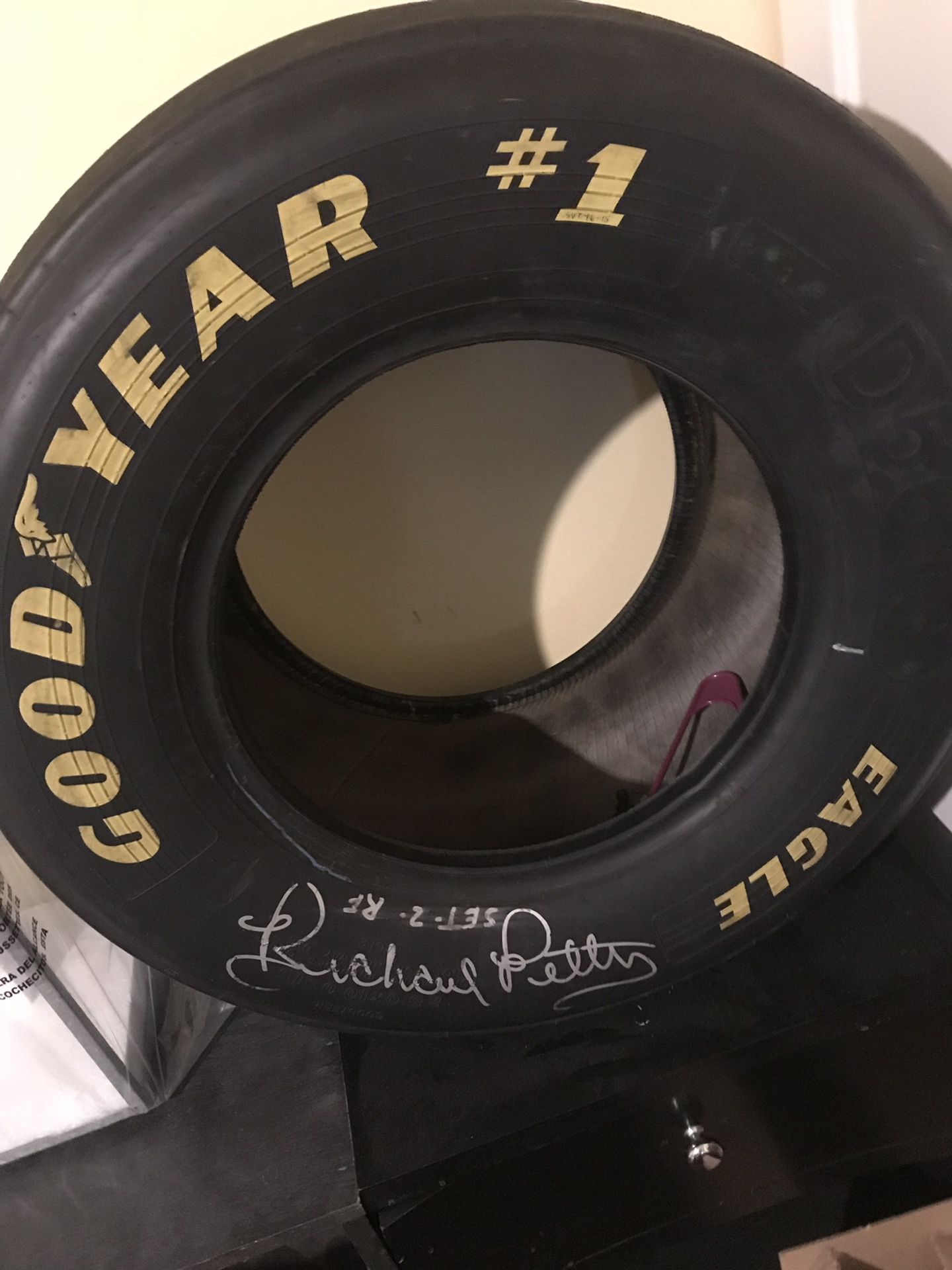 Tire signed by the king Richard petty