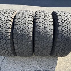 (4) 285/70R17 Bfgoodrich All Terrain 