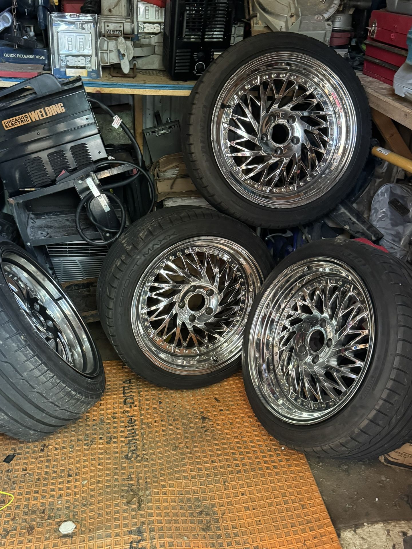 18” Aodhan Rims And Tires
