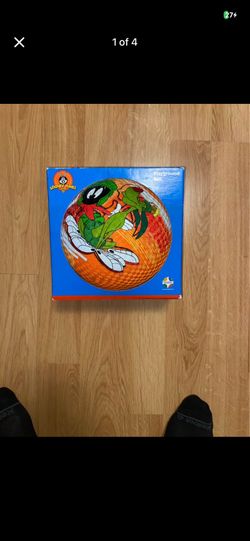 Vtg Marvin the Martian basketball 1990s brand new in box