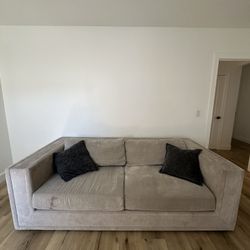 Zgallerie Couch