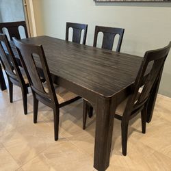 Dining Room Table 9 Piece Set 