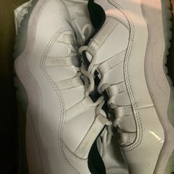 Jordan 11’s Size 1.5 Youth 