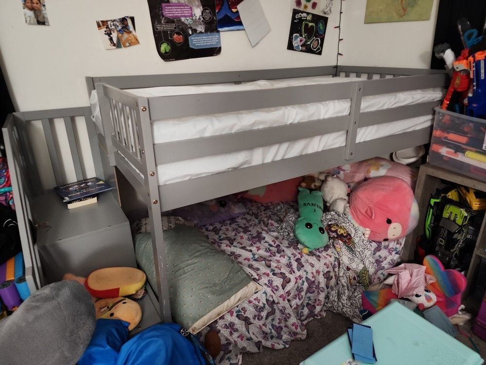 Twin Size Bunk Bed