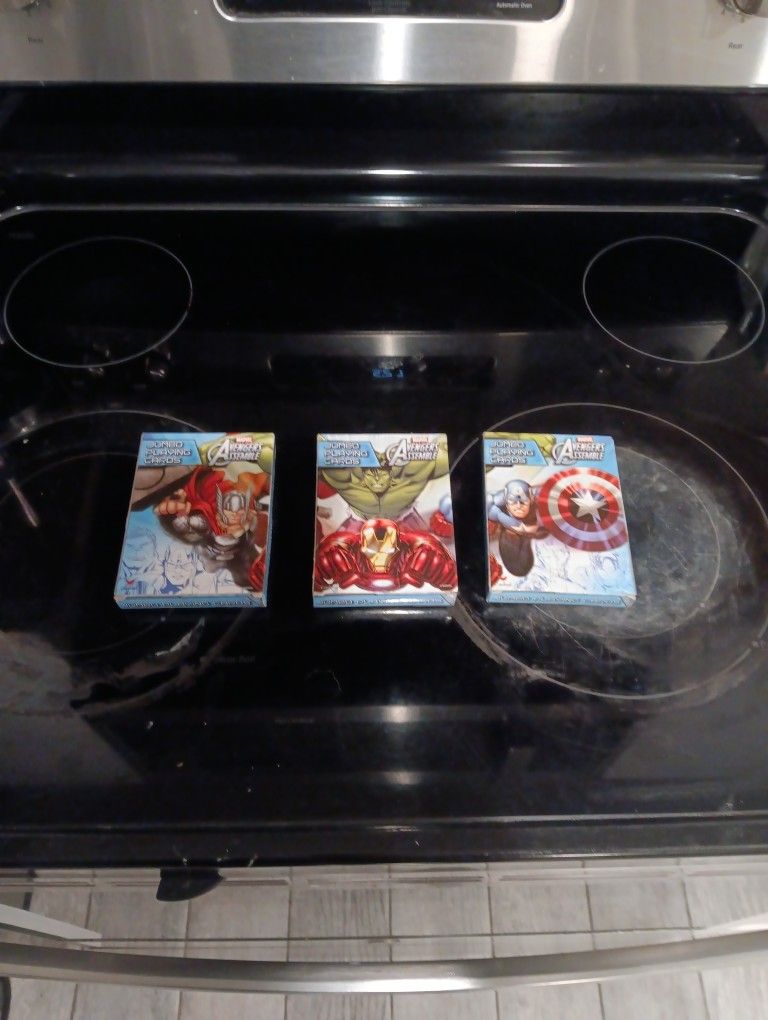 MARVEL AVENGERS JUMBO PLAYING CARDS