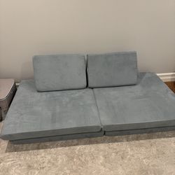 Nugget Comfort Play Couch