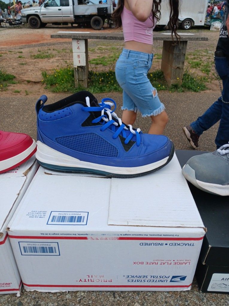 Jordan's Used