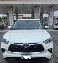 2021 Toyota Highlander Hybrid Limited