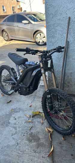 Surron LBX 2025