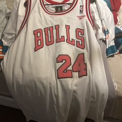Sports jerseys