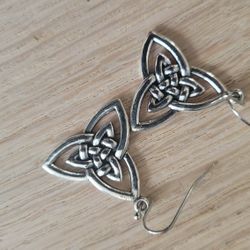 Celtics Trinity Knot Earrings 
