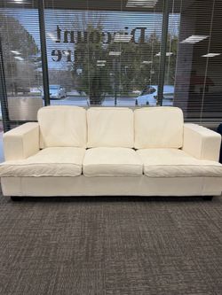 84”Inch Sofa, comfy living room couch, extra deep seats, modern teddy velvet sofa in oyster white.  ✅Dimensions：35"D x 84"W x 30"H  💰230$