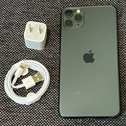 iPhone 11 Pro Max  , Unlocked   for all Company Carrier ,  Excellent Condition Like New 