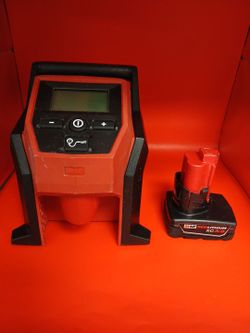Milwaukee M12 Compact Inflator