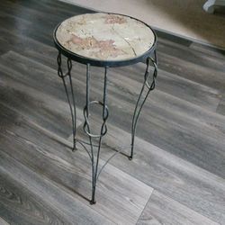 Cute Metal Plant Stand