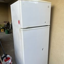 Fully Functional Refrigerator