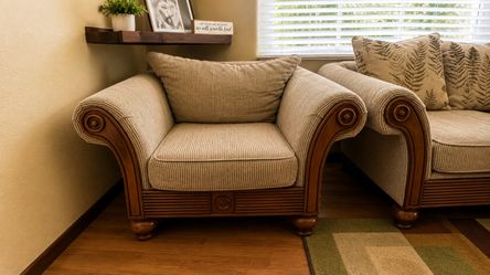 Sofas free
