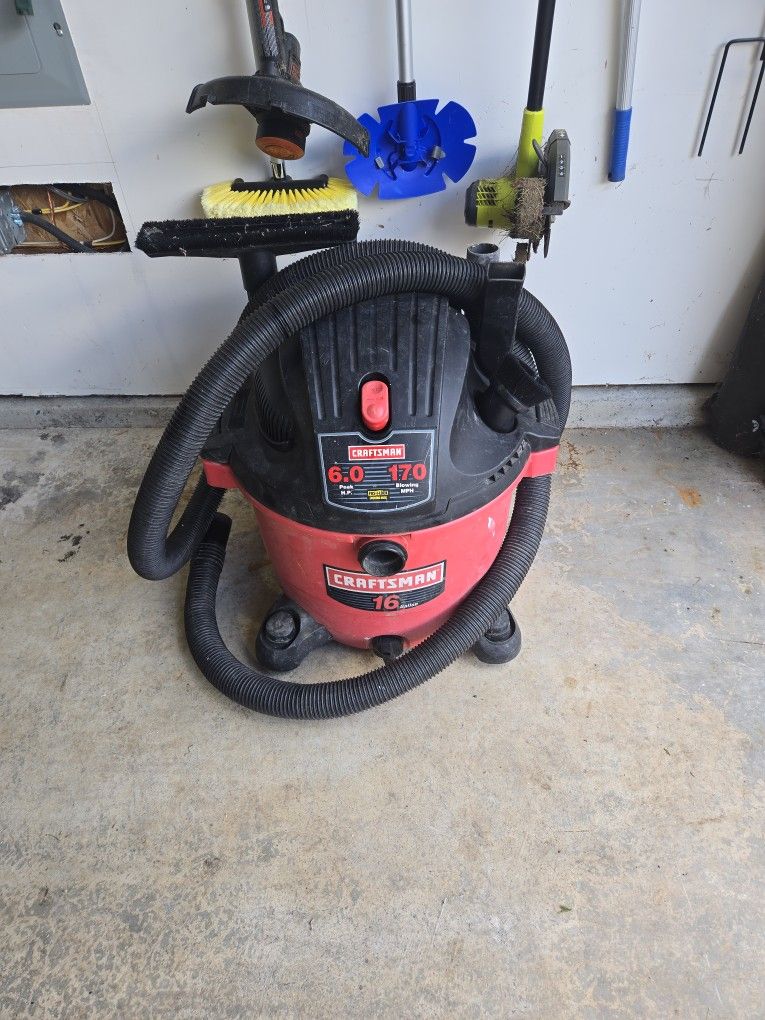 16 Gallon Craftsman Shopvac