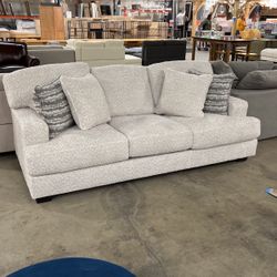 ASHLEY Brebryan Sofa