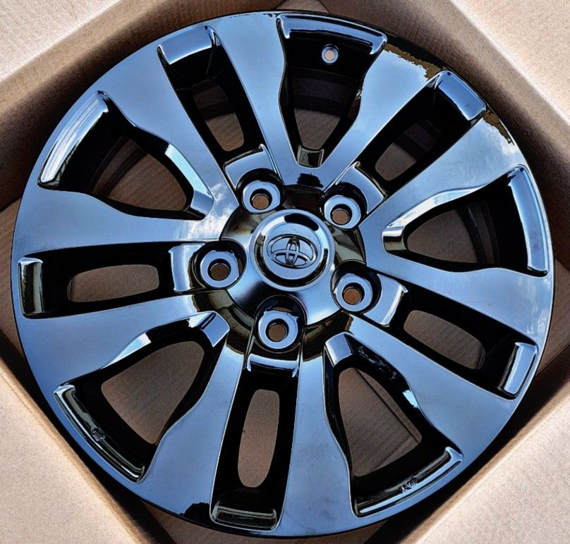 PT28034190 Toyota OEM TRD Center Caps HH Auto