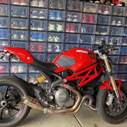 2014 Ducati Ducati Monster Evo1100