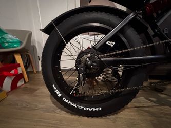 “CASH ONLY - LOCAL PICKUP “ YOULON 1500W Electric Bike - Like New, 30MPH, 80 Mile Range - 3 Days Old  PRICE: $1,299